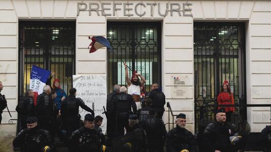 Démocratie verrouillée