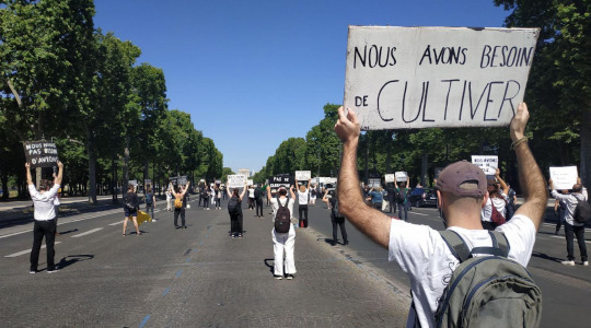le 1er mars 2024 à la cour d’appel de Paris : un rebelle en procès pour l’action “NOS BESOINS” de 30 mai 2020 !