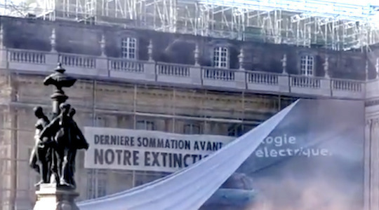 Pétition - stop au procès bâillons - soutien aux rebelles en procès à Bordeaux pour des actions anti-méga-pub.